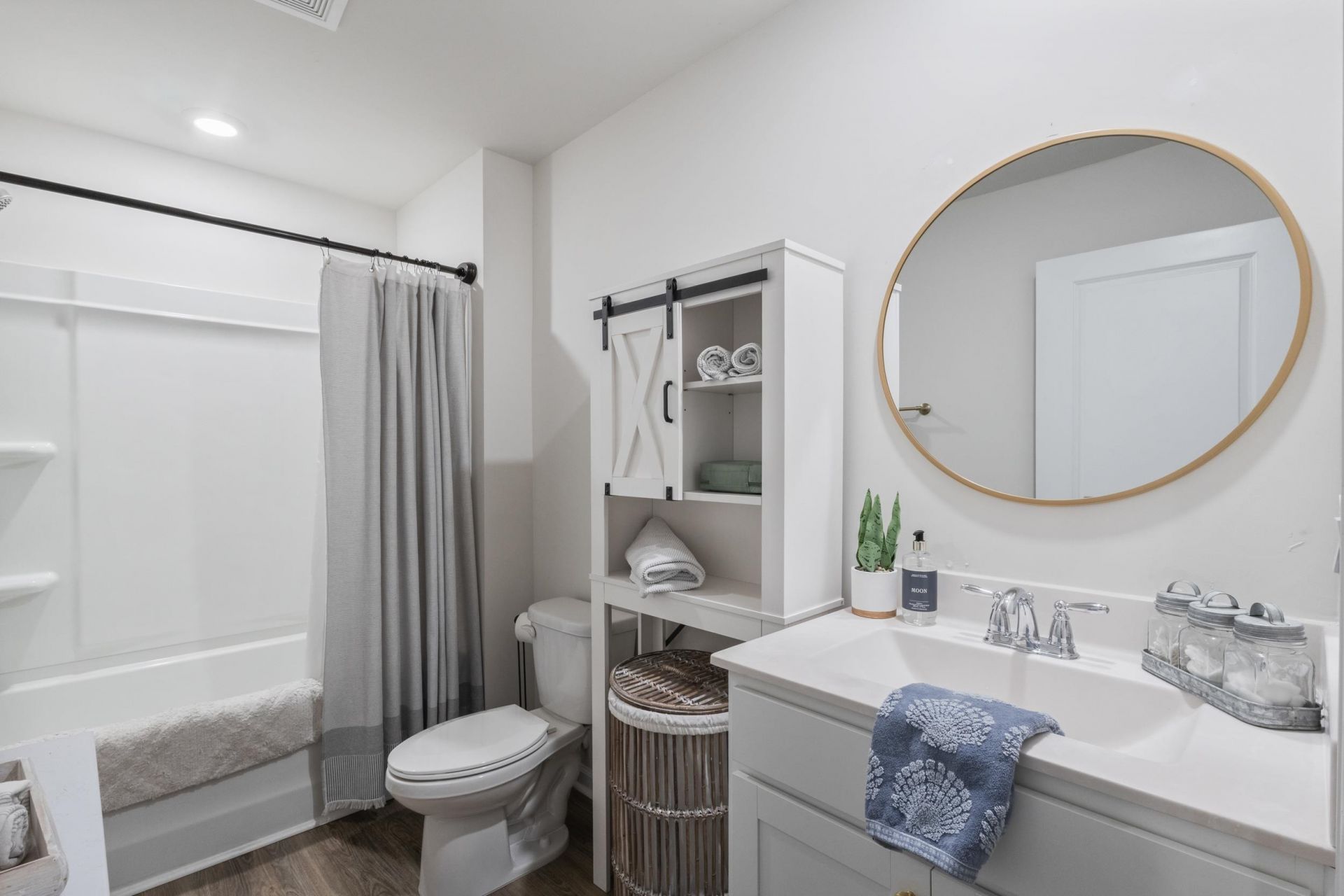 1070 Sennema Circle Photo 31