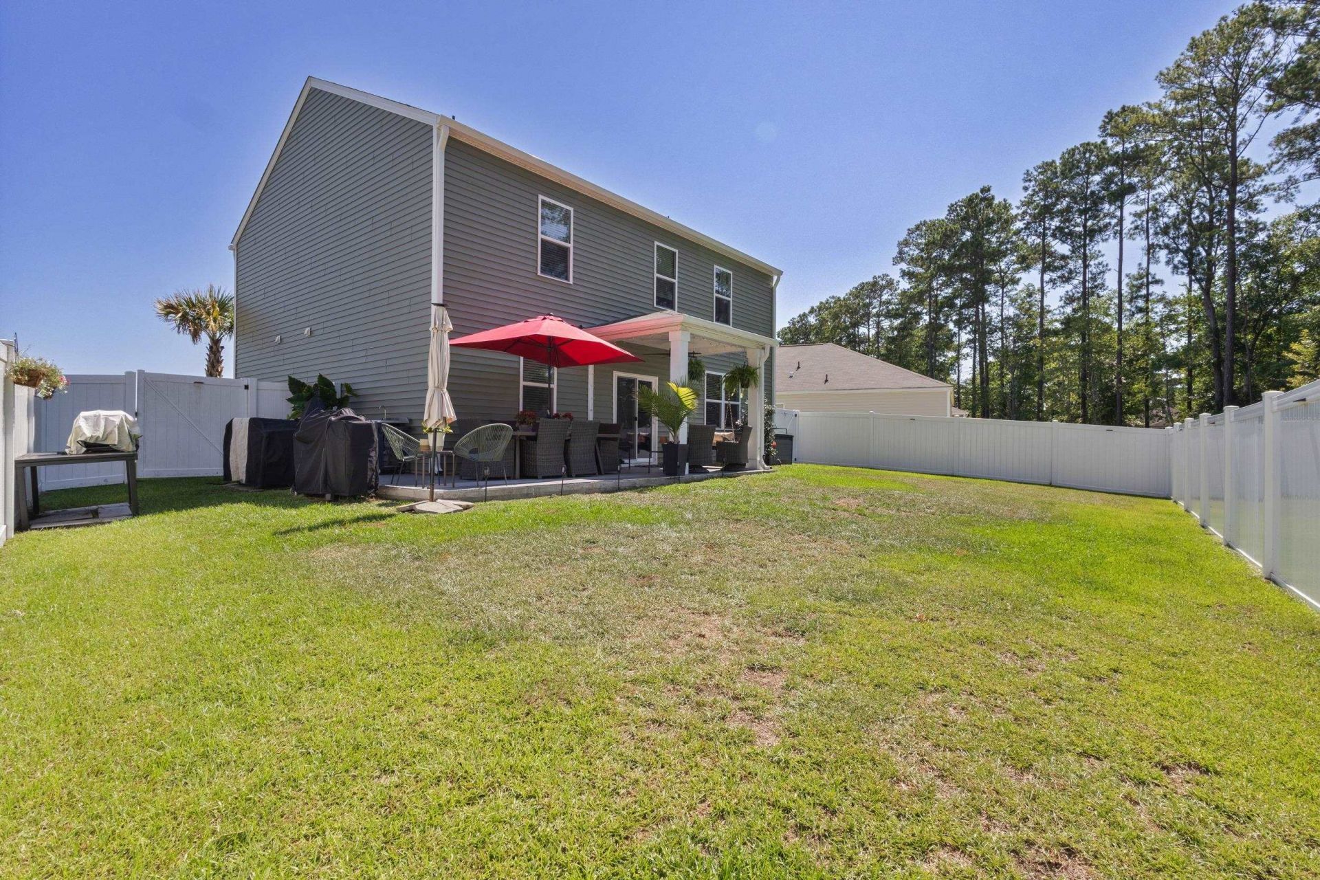 1070 Sennema Circle Photo 40