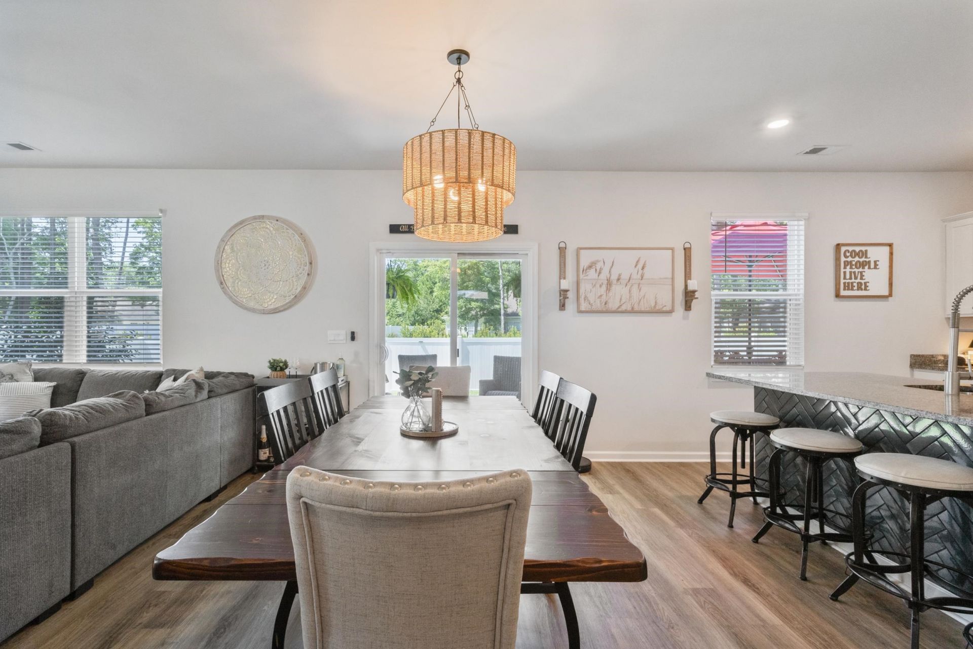 1070 Sennema Circle Photo 6