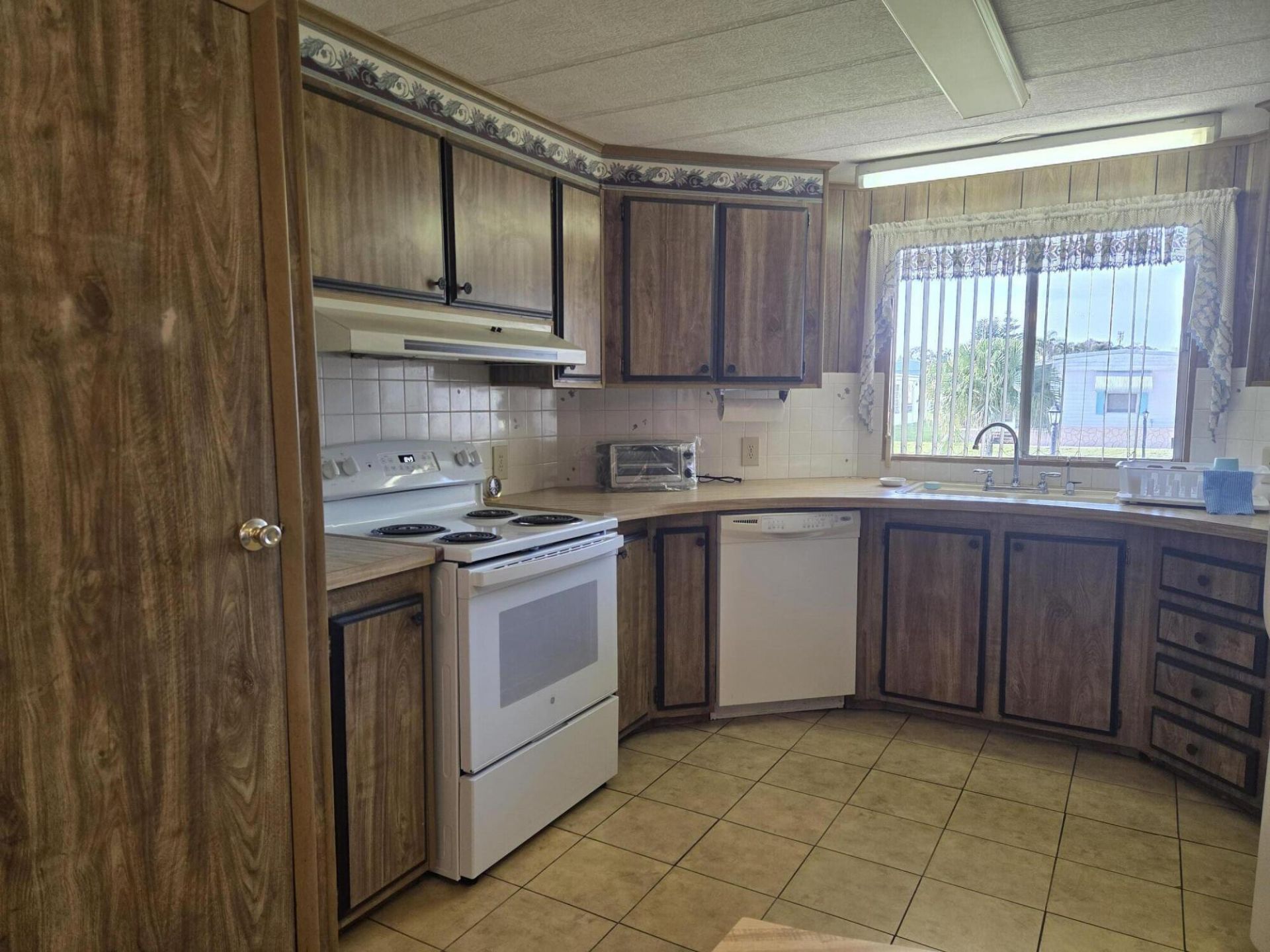 6937 SE Delegate Street, Hobe Sound, FL 33455 Photo