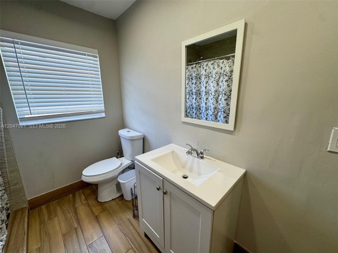 5410 NW 16th St , Unit 1, Lauderhill, FL 33313 Photo