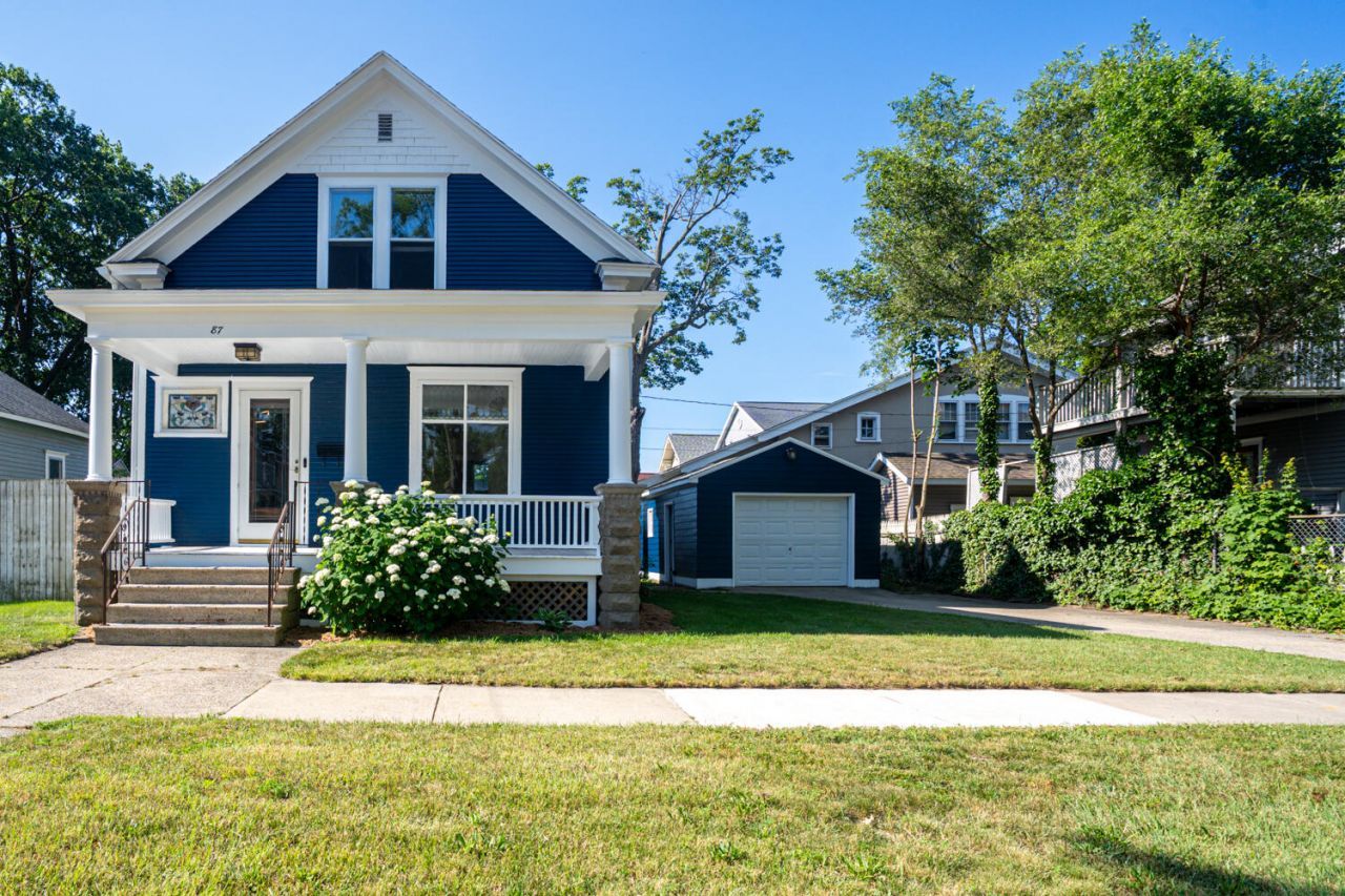 87 Monroe Avenue, Muskegon, MI 49440 Main Photo