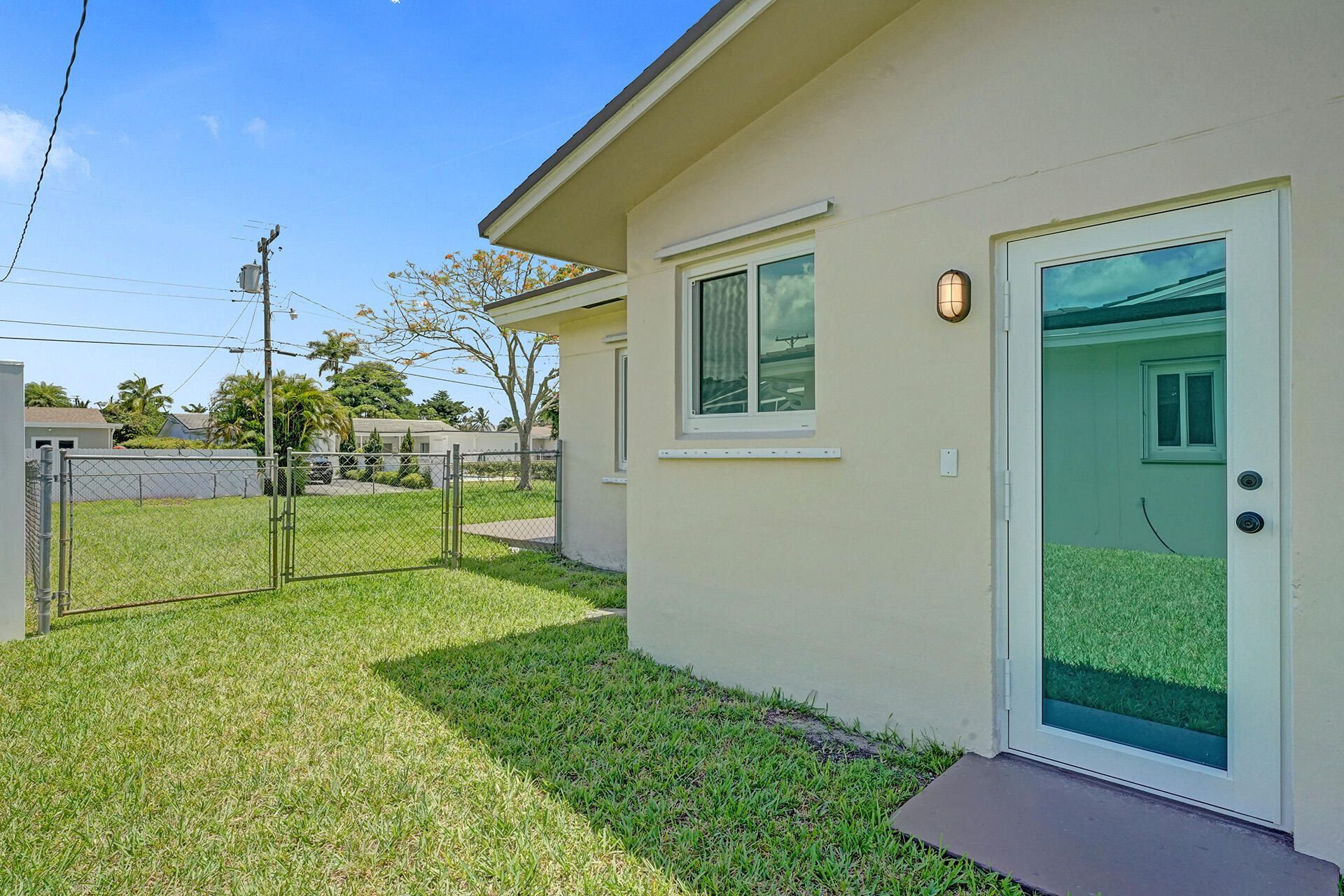 5011 Buchanan Street, Hollywood, FL 33021 Photo