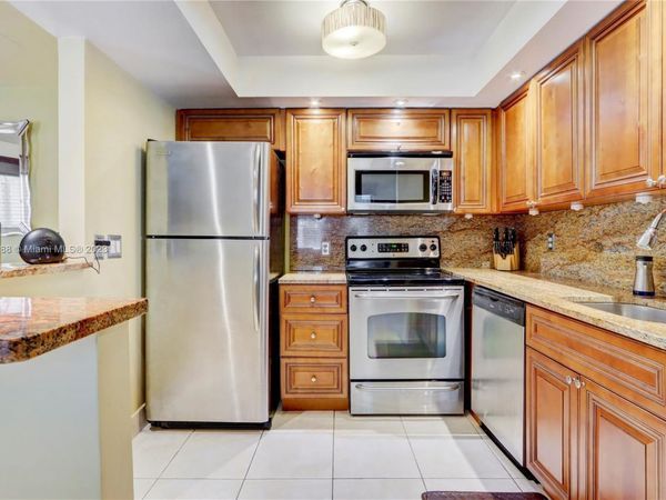 694 Brittany Park, Unit O, Delray Beach, FL 33446