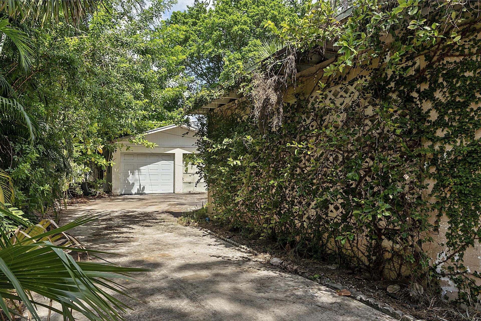 799 Ivory Lane, Haverhill, FL 33415 Photo