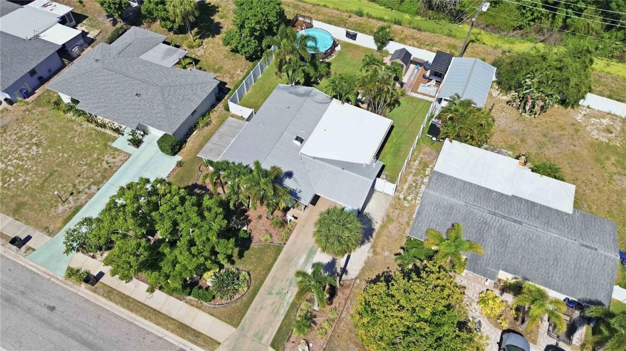 6116 Dartmouth Drive, Bradenton, FL 34207 Photo