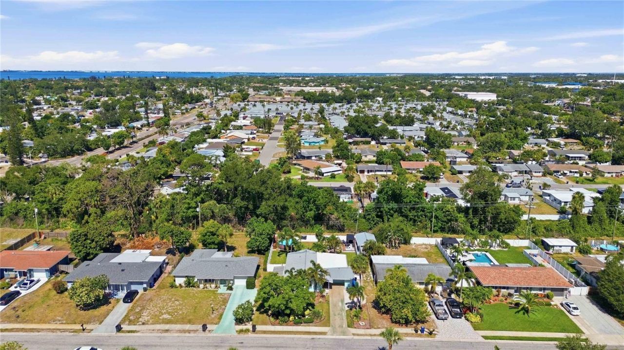 6116 Dartmouth Drive, Bradenton, FL 34207 Photo