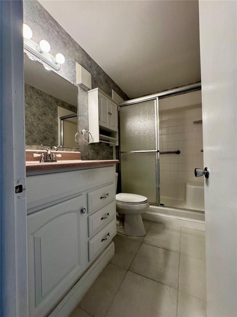 6700 1st Avenue S, Unit 103, Saint Petersburg, FL 33707 Photo
