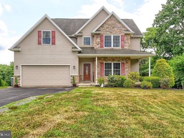 102 PINTAIL AVENUE, DUNCANNON, PA 17020