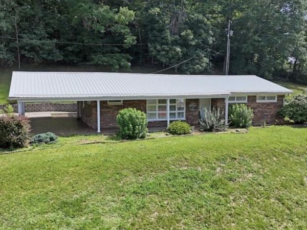 3590 KY-638, Manchester, KY 40962