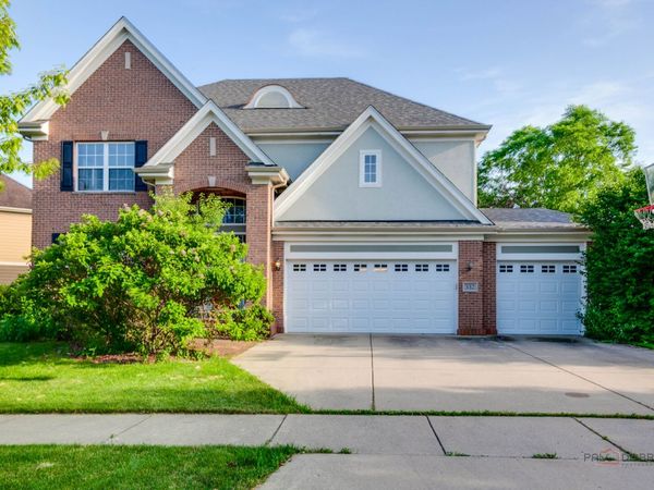 332 colonial Drive , Vernon Hills, IL 60061