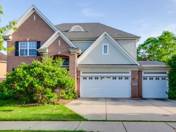 332 colonial Drive, Vernon Hills, IL 60061
