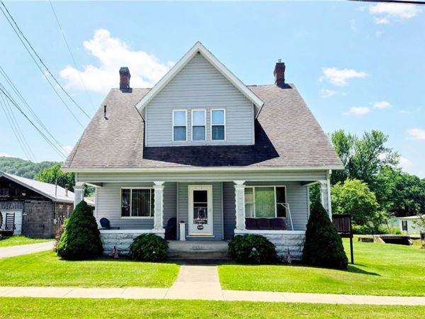 1018 E Main Street, Rural Valley, PA 16249