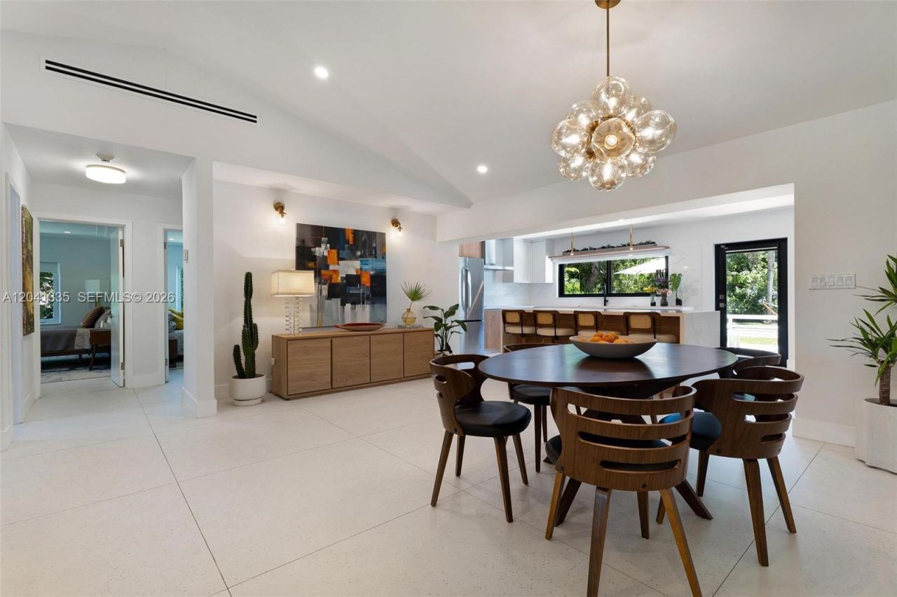 360 NE 91st St , Miami Shores, FL 33138 Photo