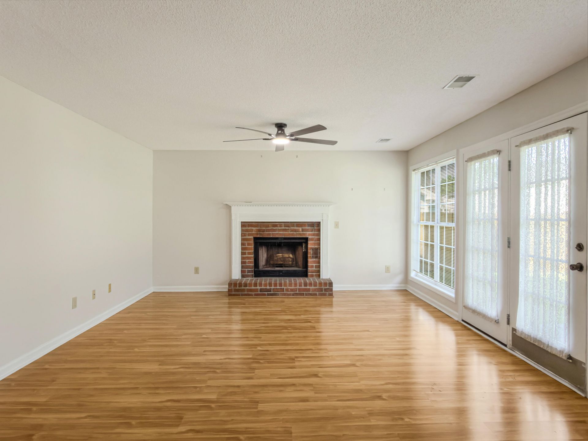 108 Heron Lane Photo 21