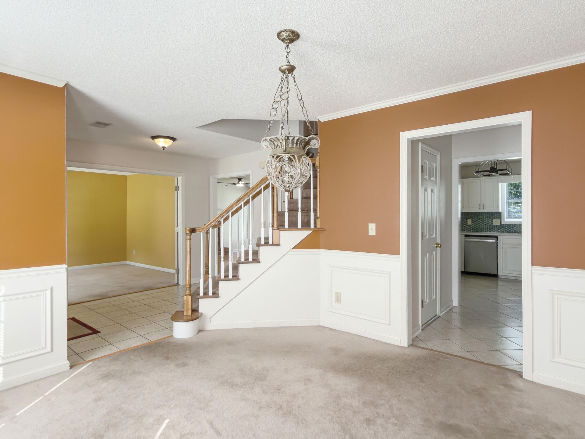 108 Heron Lane Photo 4