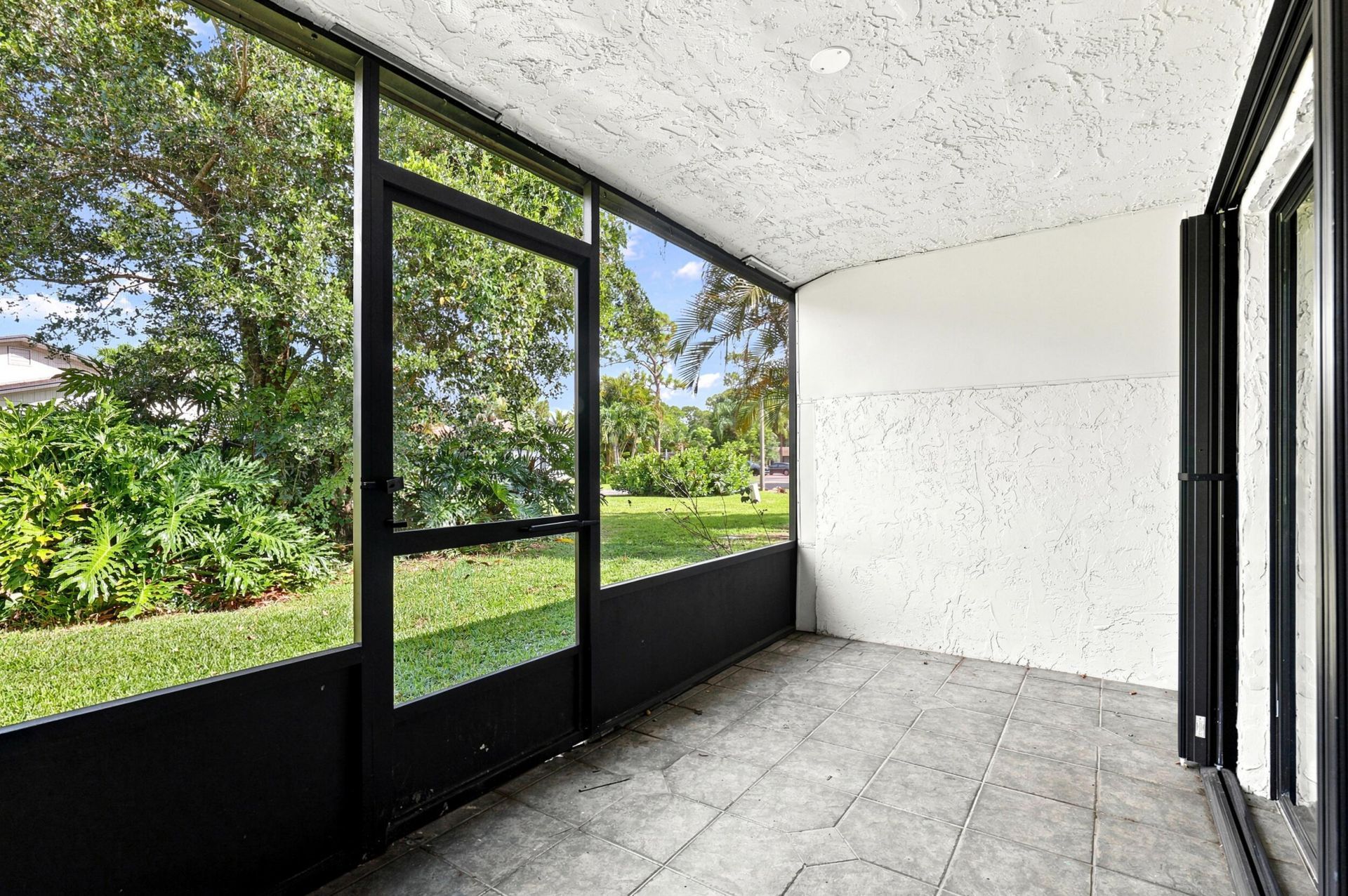 10 Seneca Court, Royal Palm Beach, FL 33411 Photo