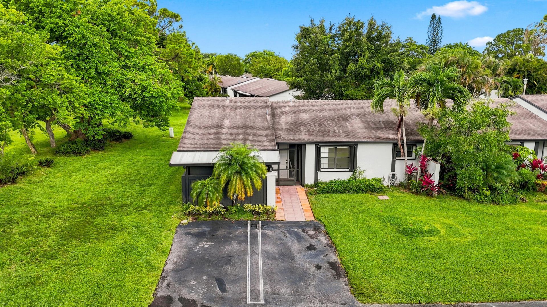 10 Seneca Court, Royal Palm Beach, FL 33411 Photo