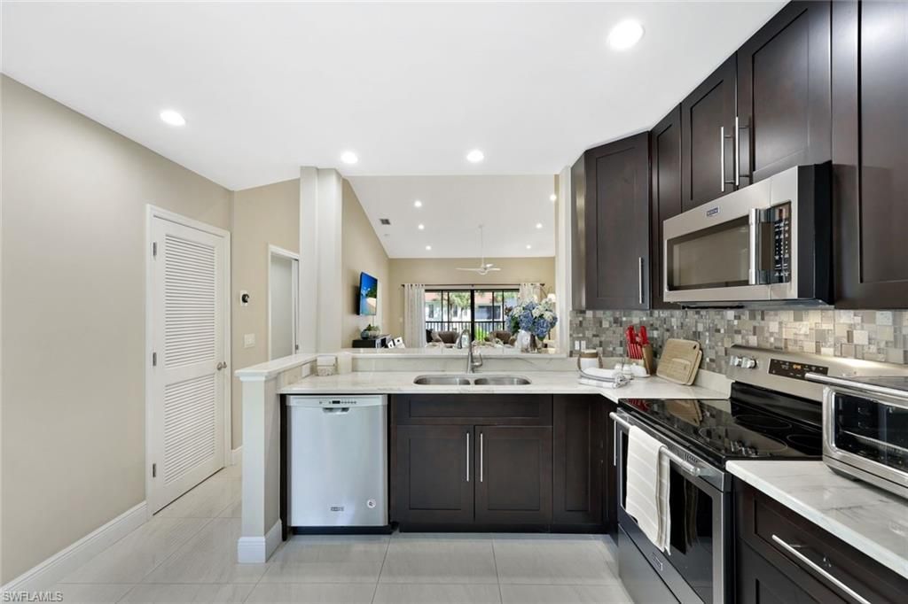 613 Serendipity Dr, Unit 613, Naples, FL 34108 Photo