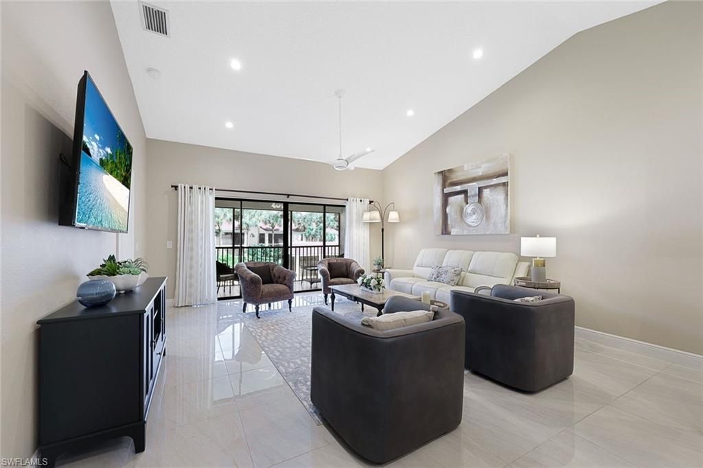 613 Serendipity Dr, Unit 613, Naples, FL 34108 Photo