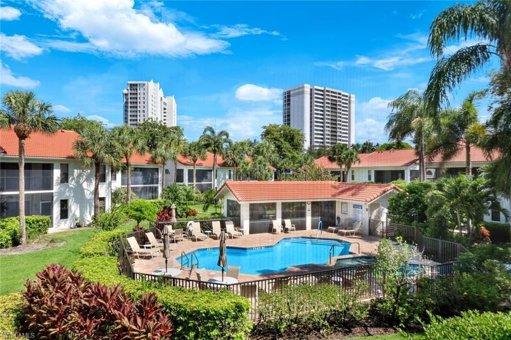 613 Serendipity Dr, Unit 613, Naples, FL 34108 Photo