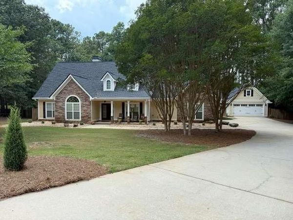 304 Pembroke Court , Mcdonough, GA 30252
