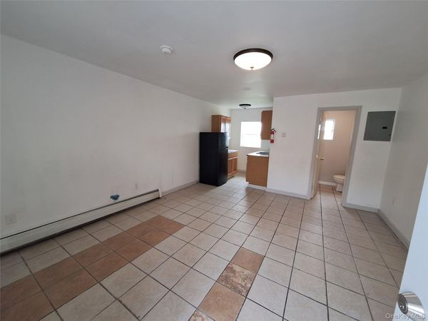 2095 Ulster Avenue , Unit 6, Kingston, NY 12449
