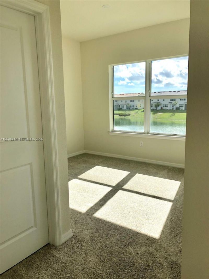 4984 Greenway Dr, Unit #, Hollywood, FL 33021 Photo
