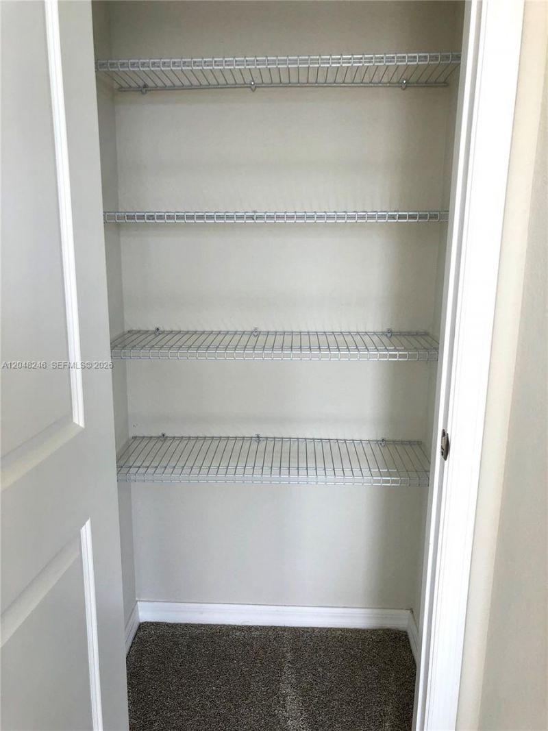 4984 Greenway Dr, Unit #, Hollywood, FL 33021 Photo