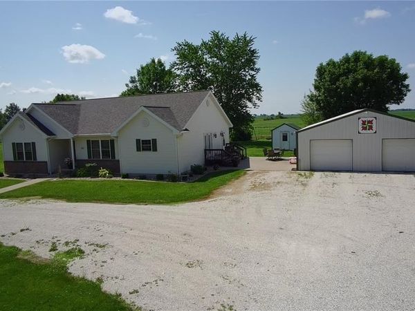 203 Vine Street, Clarence, MO 63437