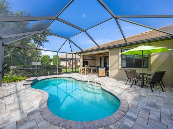 7156 Live Oak DR , NAPLES, FL 34114