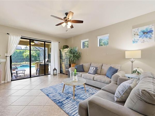 7156 Live Oak DR, NAPLES, FL 34114