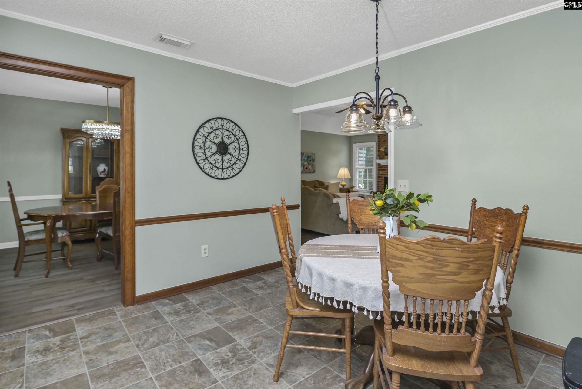 238 Danby Court  Photo 21