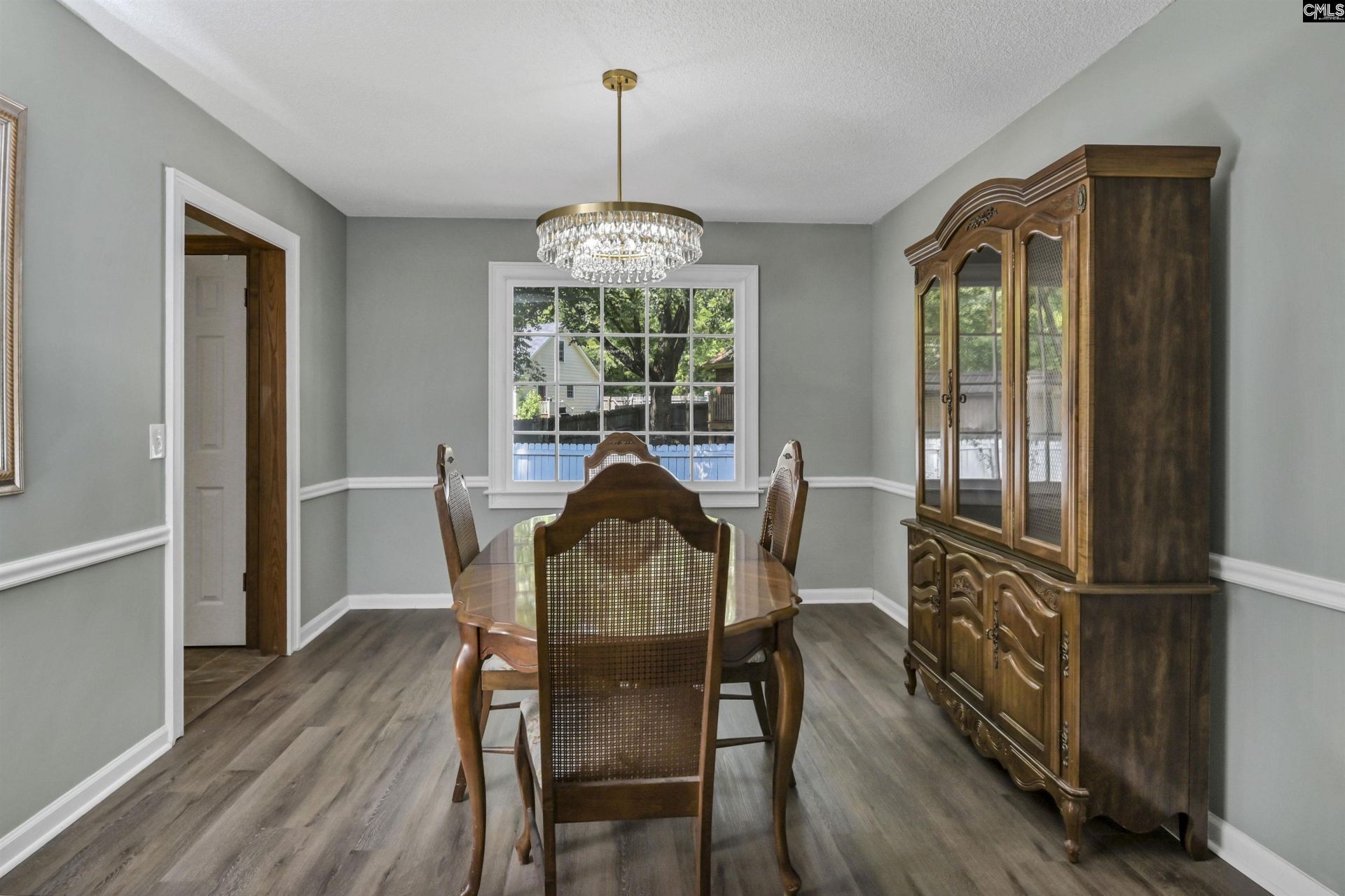 238 Danby Court  Photo 23