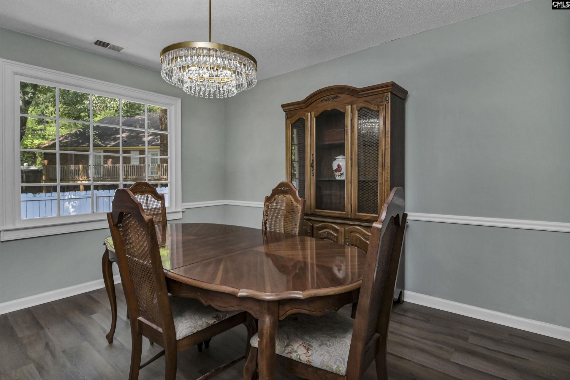 238 Danby Court  Photo 25