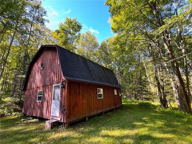 9522 Morris Avenue, Clarksville, NY 14727