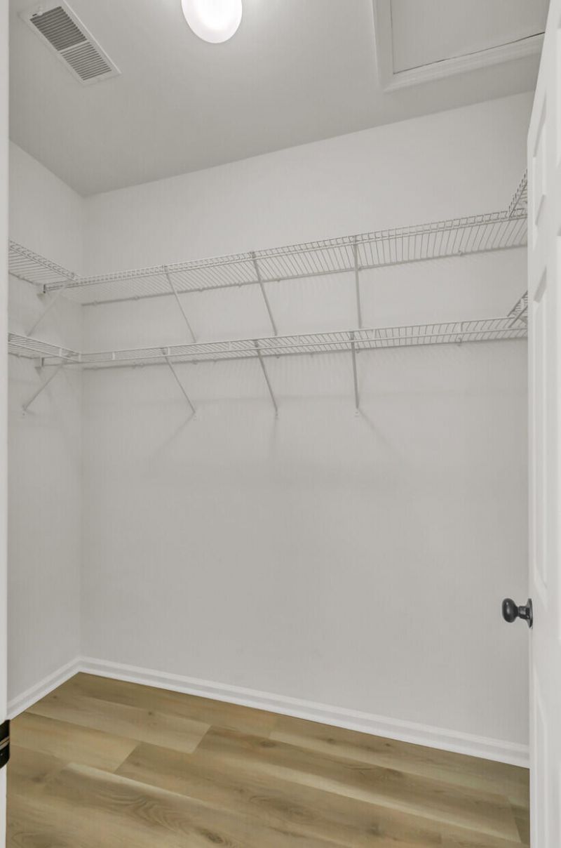1417 Endicot Way Photo 22