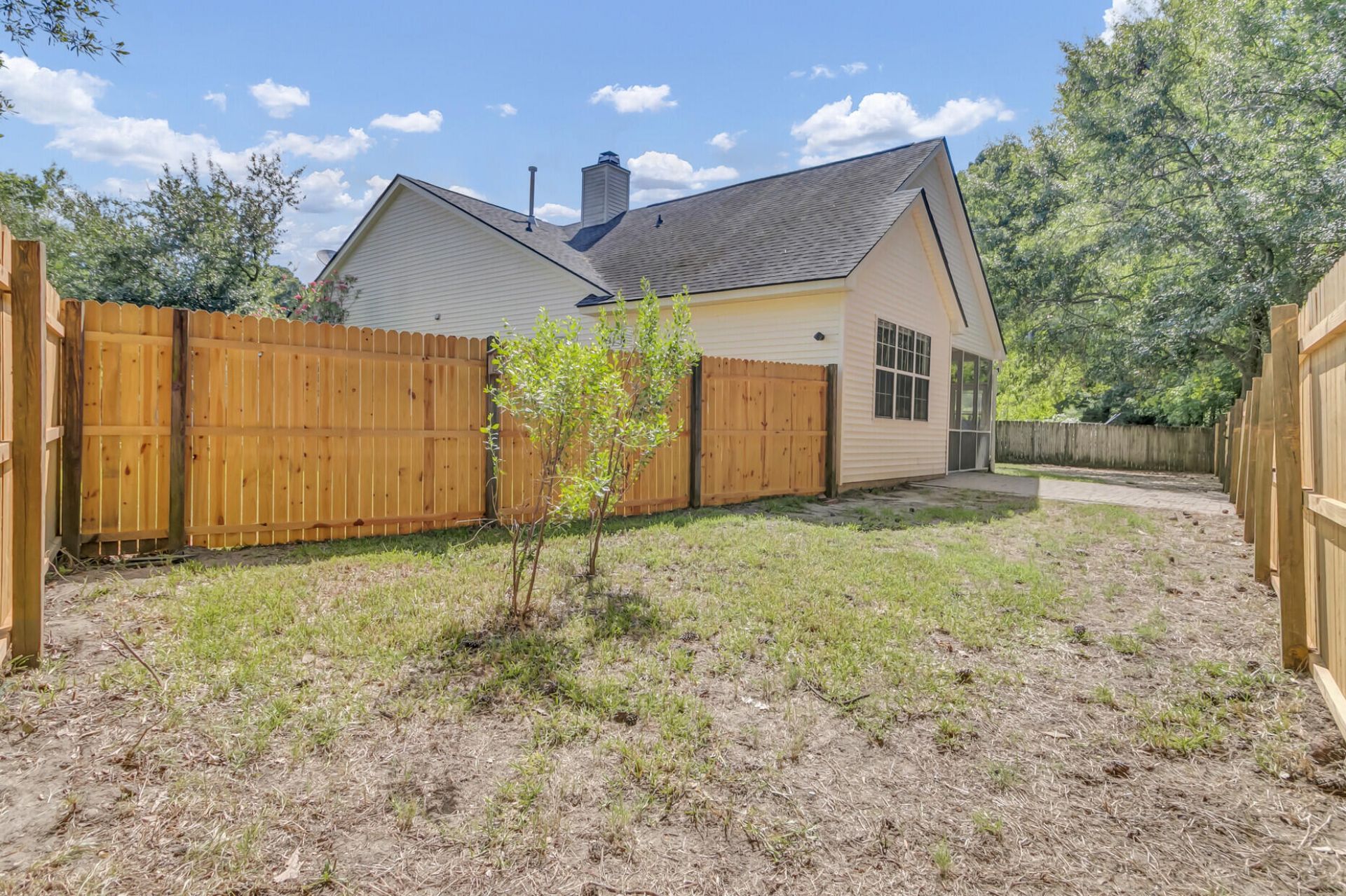 1417 Endicot Way Photo 36