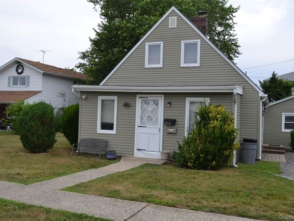 516 Long Beach Road, Island Park, NY 11558