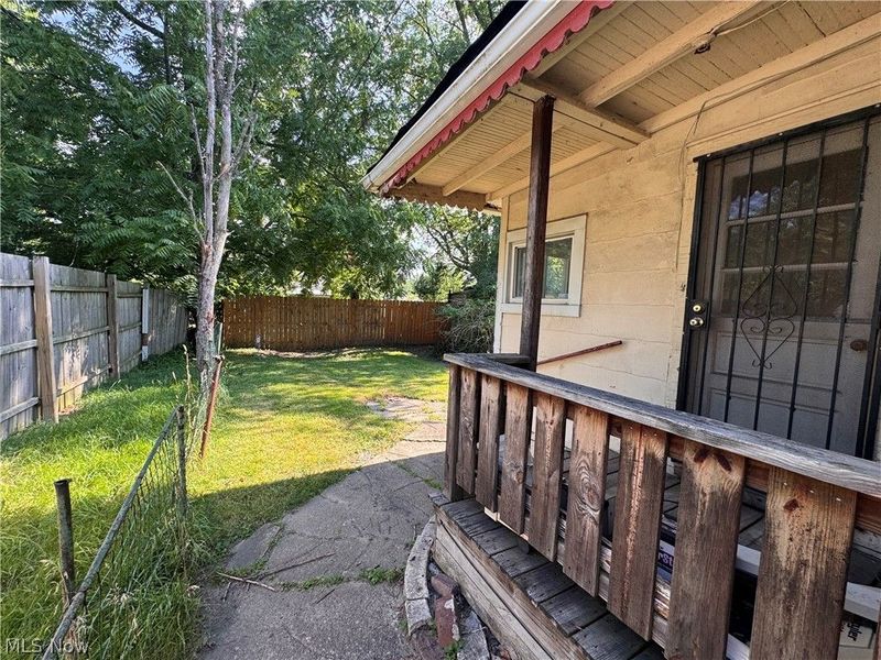 16404 Tarkington Avenue, Cleveland, OH 44128 Photo 16