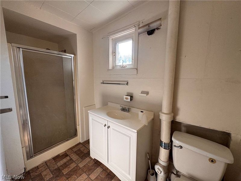 16404 Tarkington Avenue, Cleveland, OH 44128 Photo 9