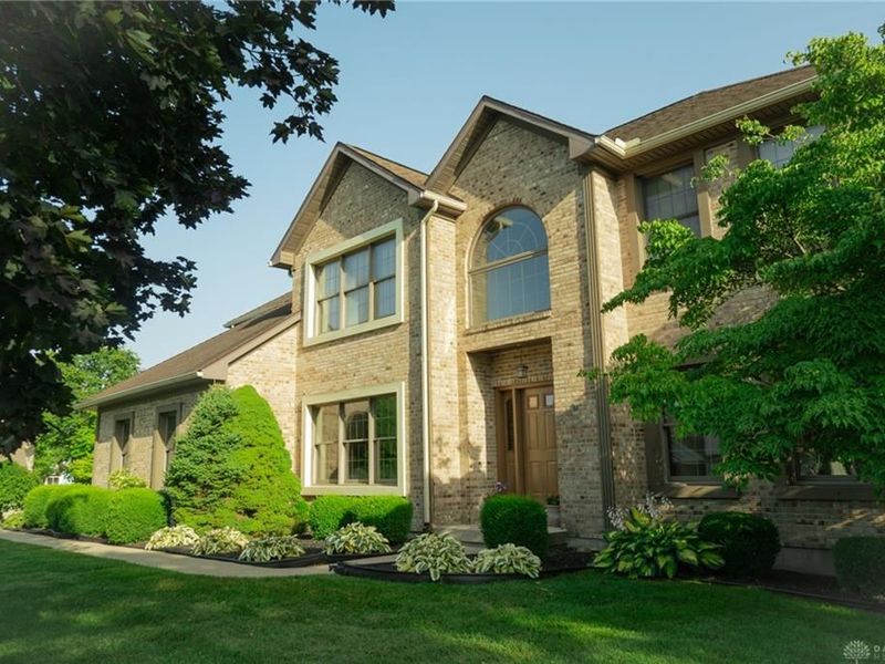 2444 Luray Drive, Troy, OH 45373 Photo 3