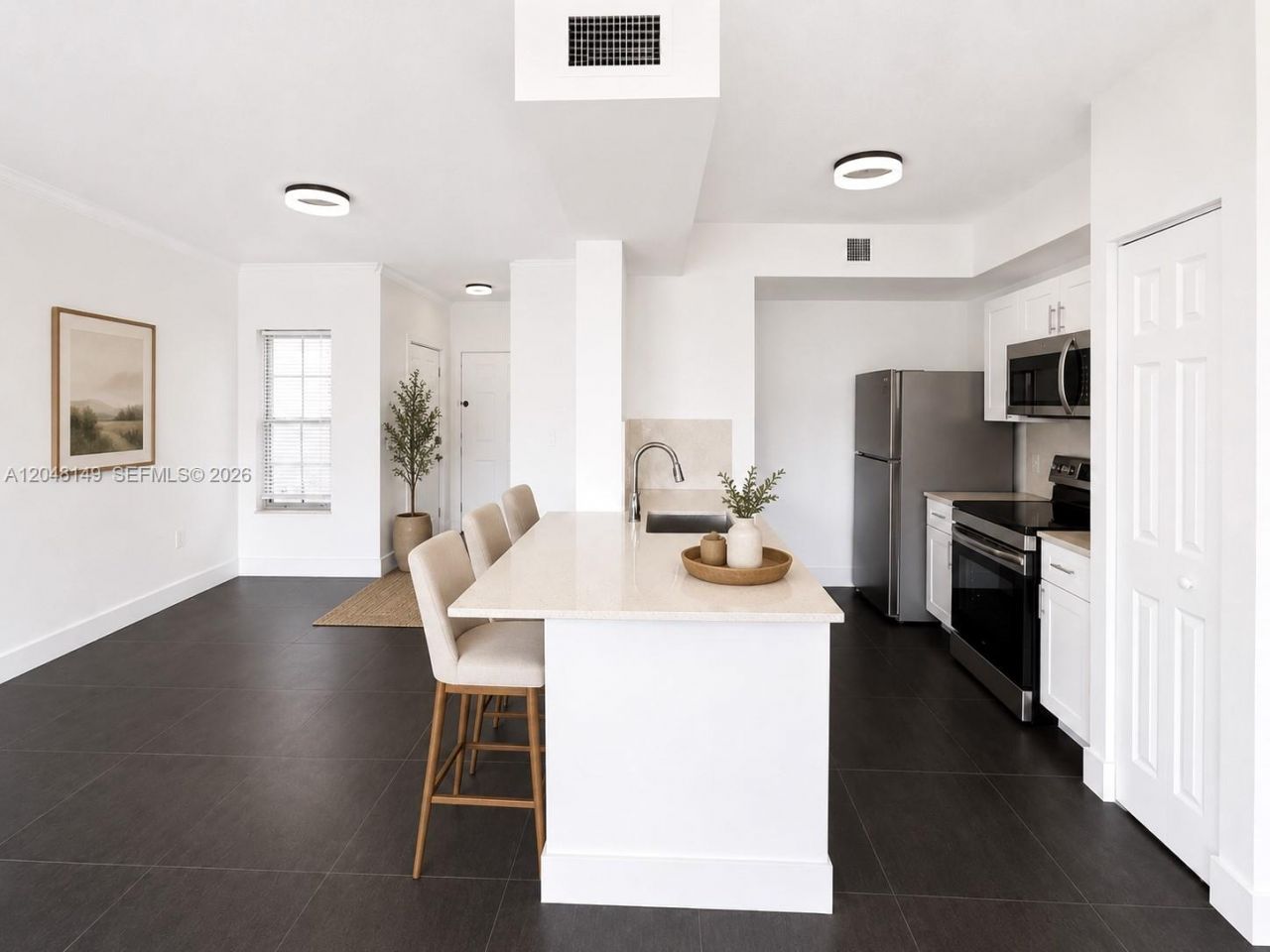 2452 Centergate Dr , Unit 102, Miramar, FL 33025 Photo
