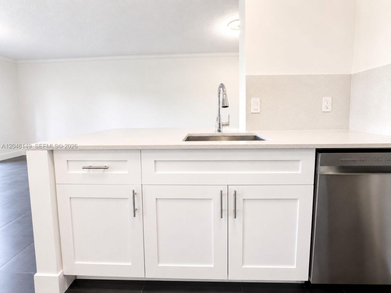 2452 Centergate Dr , Unit 102, Miramar, FL 33025 Photo