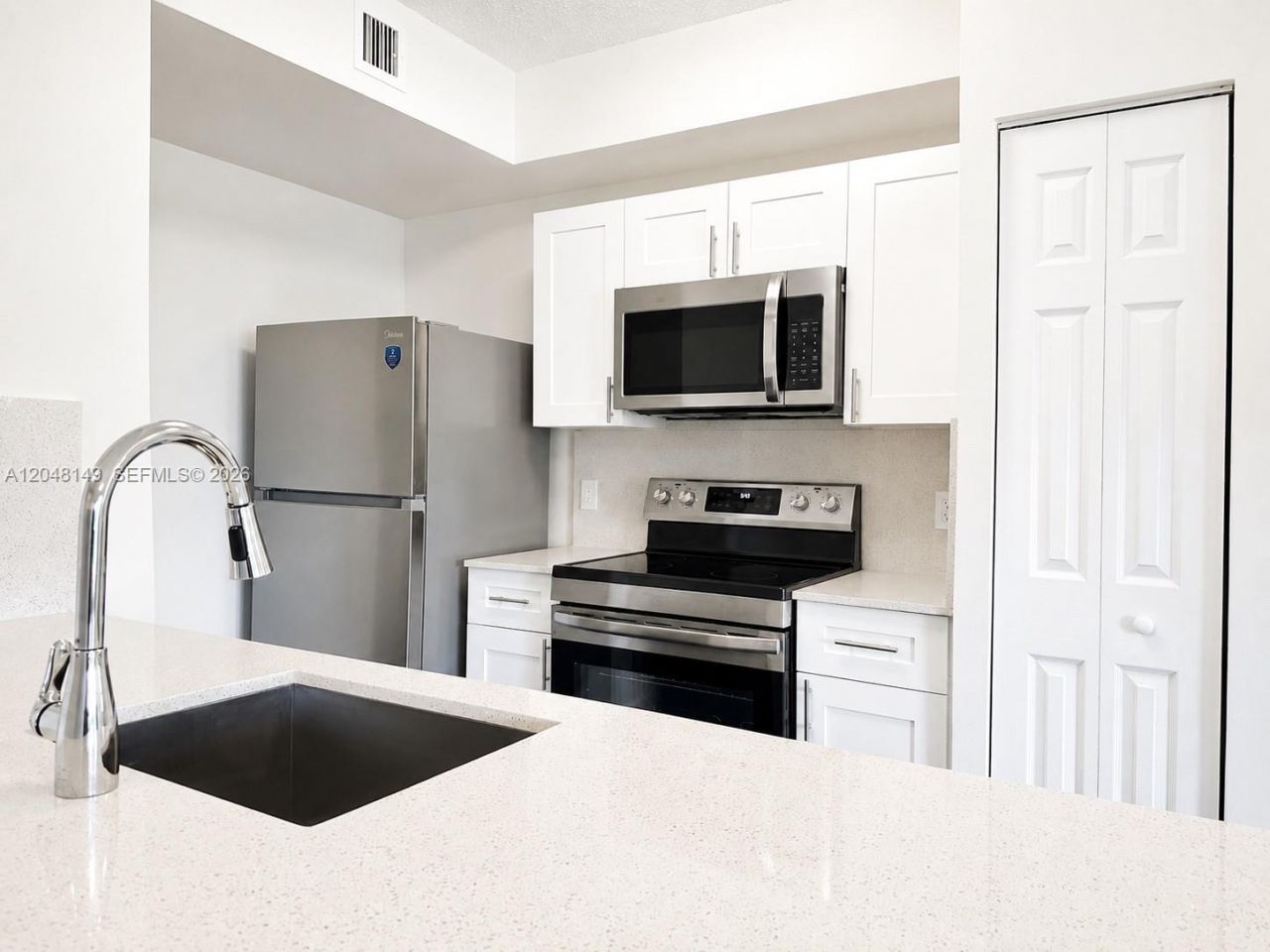 2452 Centergate Dr , Unit 102, Miramar, FL 33025 Photo