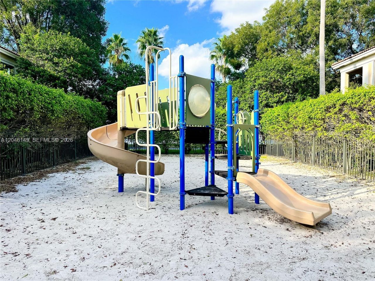 2452 Centergate Dr , Unit 102, Miramar, FL 33025 Photo