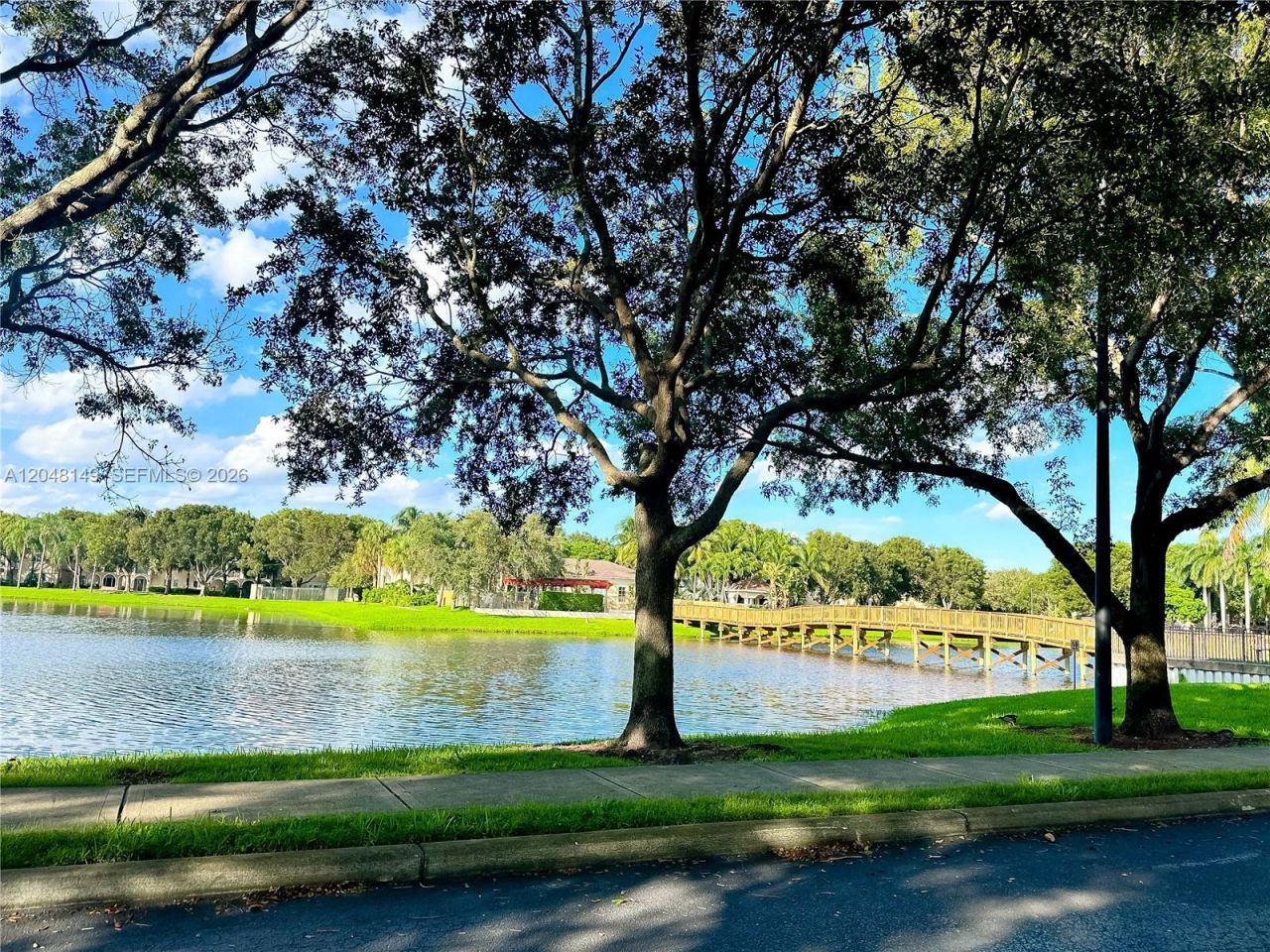 2452 Centergate Dr , Unit 102, Miramar, FL 33025 Photo