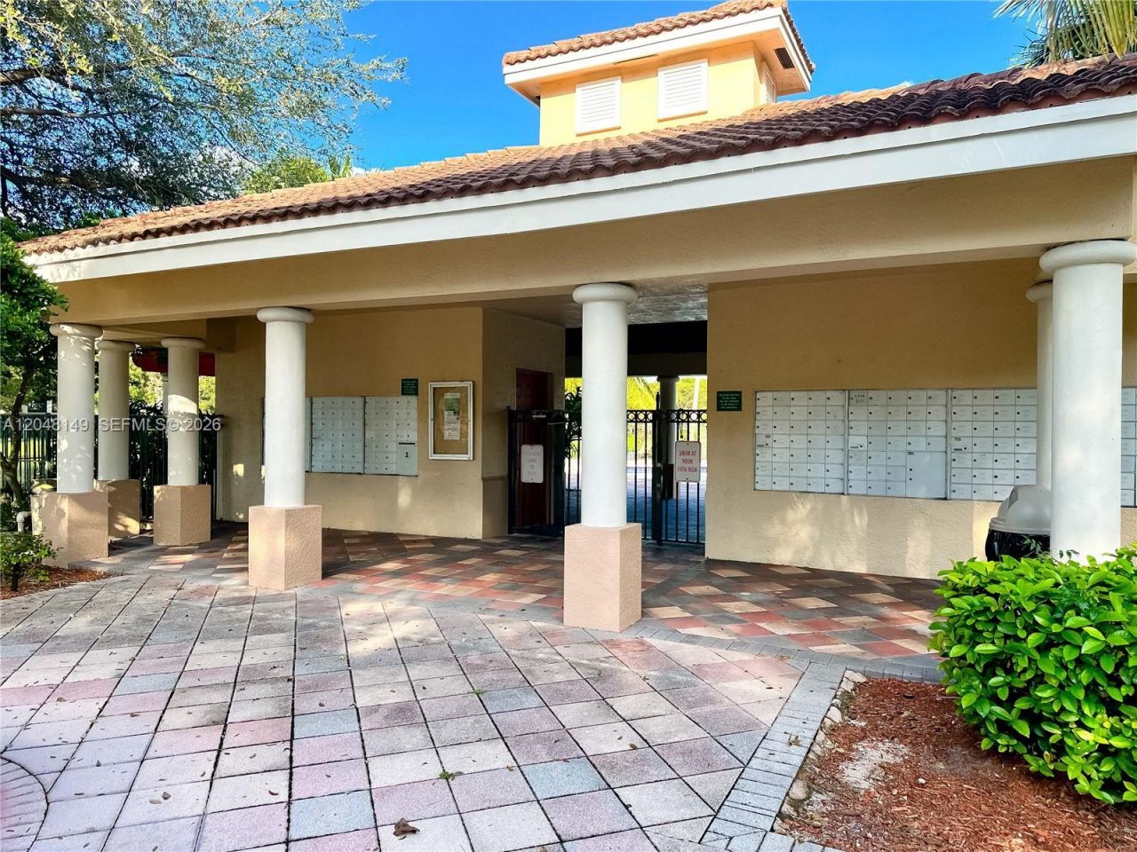 2452 Centergate Dr , Unit 102, Miramar, FL 33025 Photo