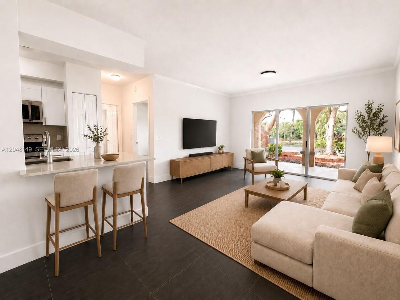 2452 Centergate Dr , Unit 102, Miramar, FL 33025 Photo