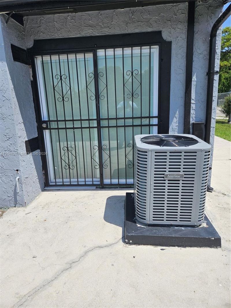 3908 NW 213th St, Miami Gardens, FL 33055 Photo
